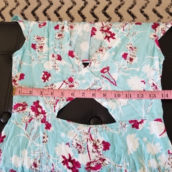 Love + Harmony | Floral Maxi dress - Picture 10 of 14